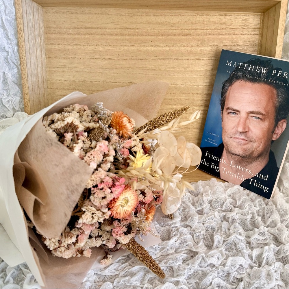 Paperback Memoir by Matthew Perry